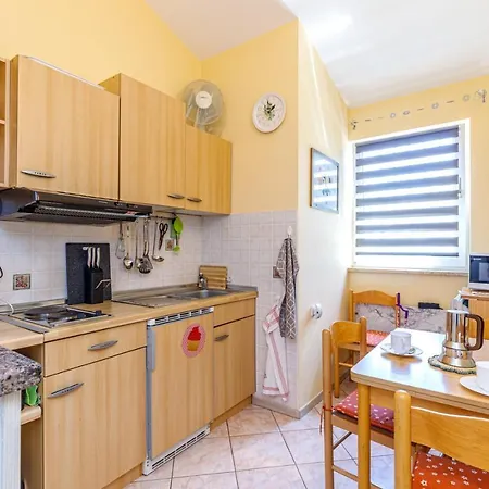 Stranici In Istria Gasthuis Stranici kod Lovreca