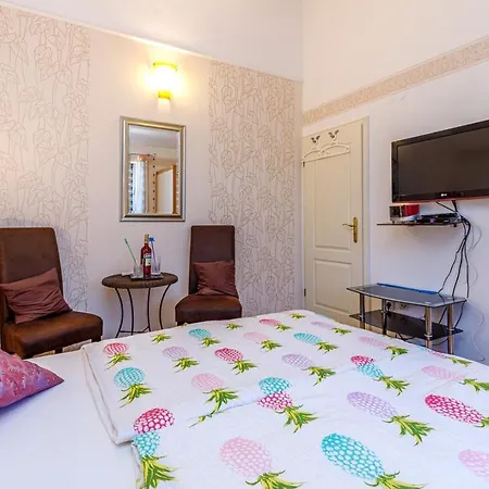 Stranici In Istria Gasthuis Stranici kod Lovreca